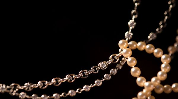 Les tendances incontournables des bijoux plaqué or pour femmes