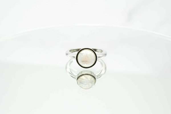 L'éclat mystique de la bague pierre de lune